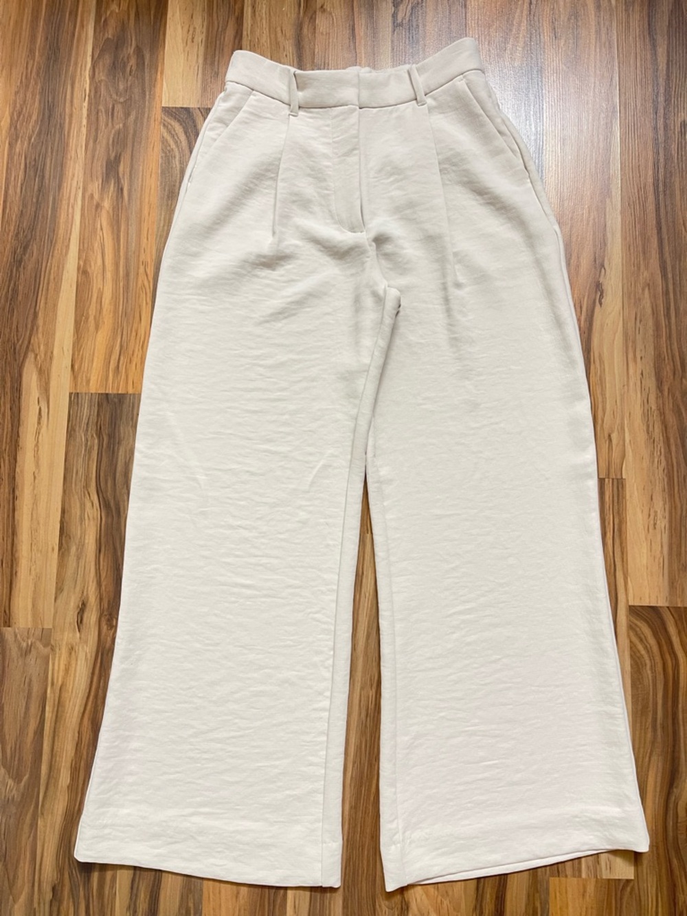Abercrombie & Fitch Light Cream Wide Leg Pants